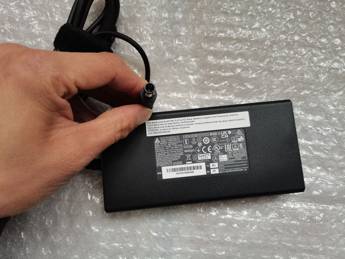 NEW Slim OEM Delta 19.5V 9.23A - Pc Gaming Msi review and price